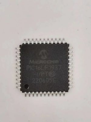 PIC16LF1937-I/PT Электронная интегральная схема MICROCHIP QFP